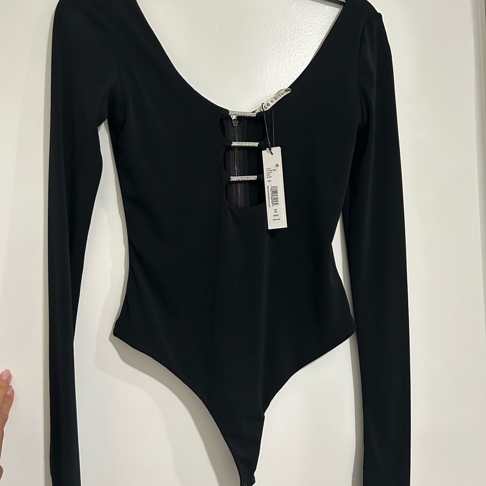 Alice + Olivia Black Long Sleeve Bodysuit with Buckle